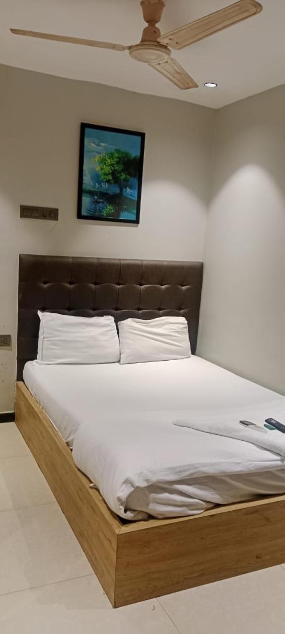 Hotel Sunrise Residency 孟买 外观 照片