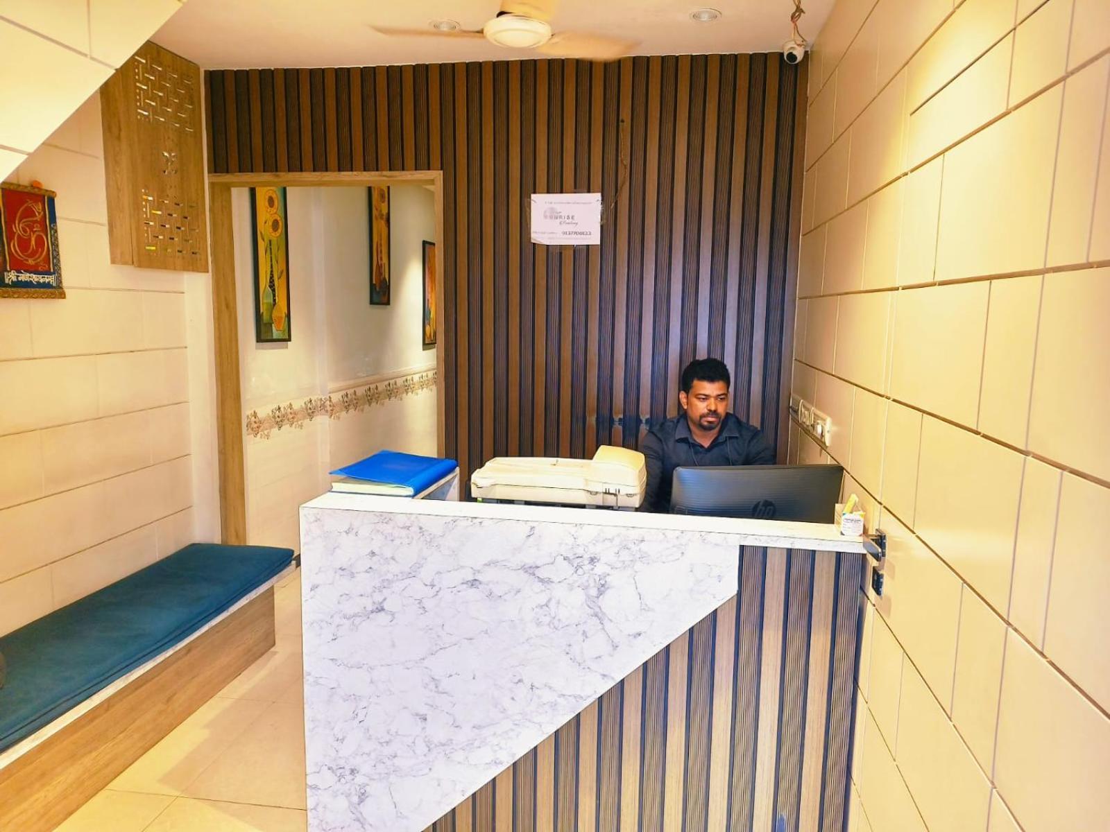Hotel Sunrise Residency 孟买 外观 照片